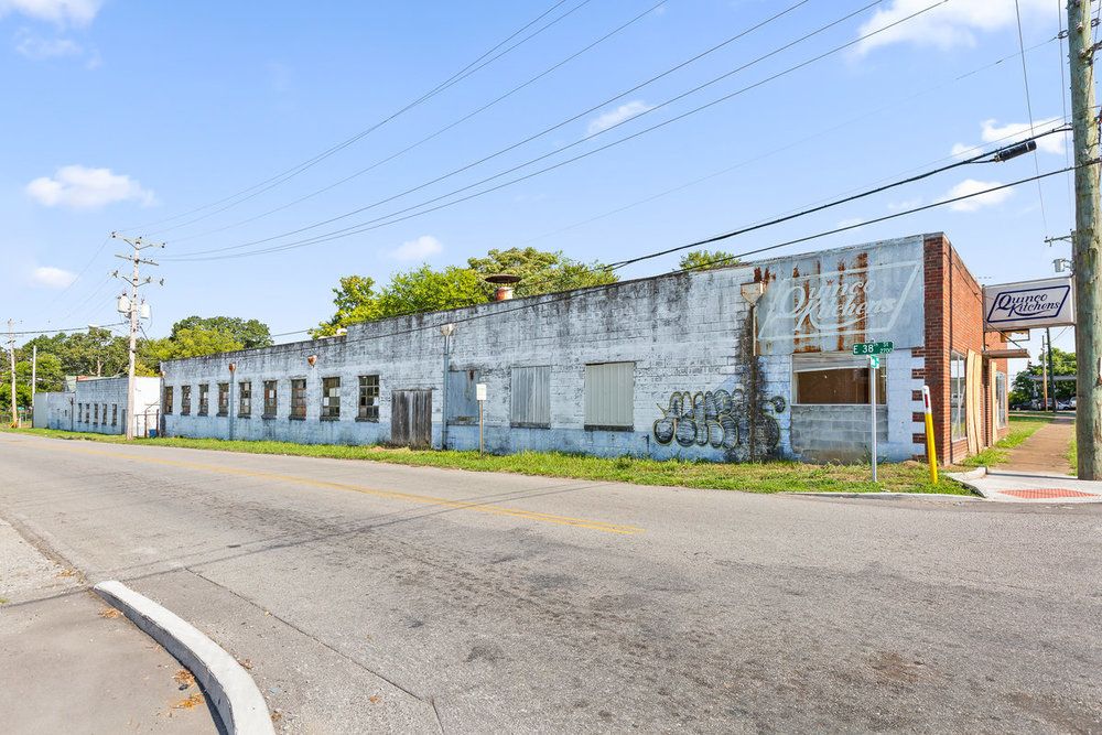 Dodds Ave Warehouse-3 phase: 3709 Dodds Ave, Chattanooga, TN 37407